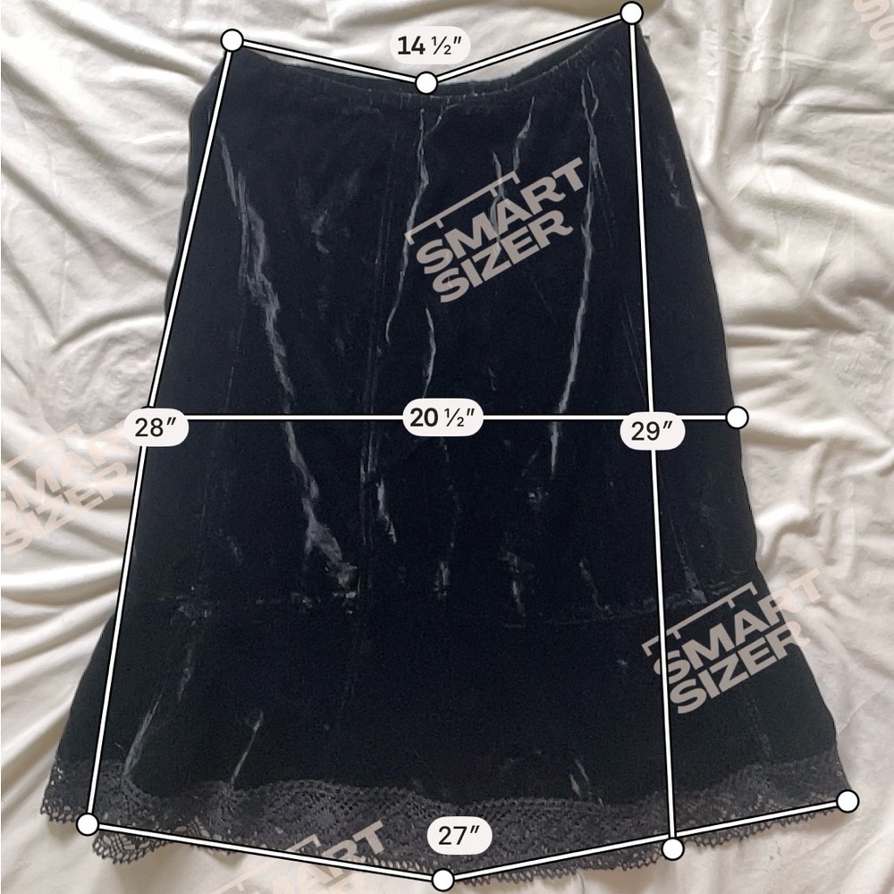 Black Velvet Women’s Skirt - Classic Elegant Style Lace Trim Medium - Picture 8 of 10